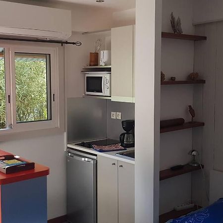 Studio Moderne Climatise Avec Jardin, Plage A Pied Le Diamant Exterior foto