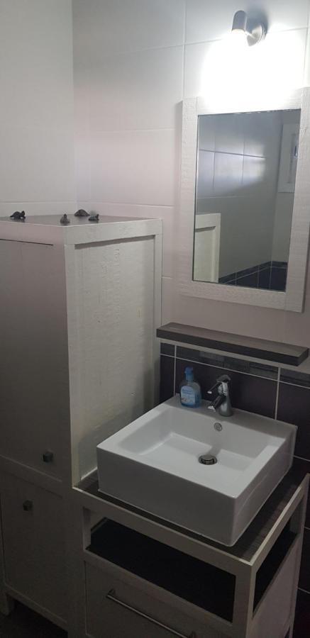 Studio Moderne Climatise Avec Jardin, Plage A Pied Le Diamant Exterior foto